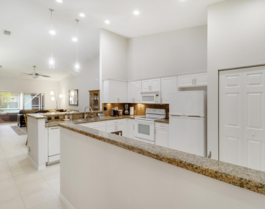 8063 Dolomtian Way - Photo Thumbnail 10