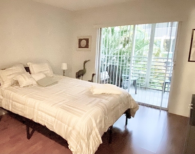 2724 Garden S - Photo Thumbnail 8