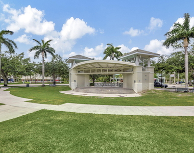 4345 Parkside Drive - Photo Thumbnail 48