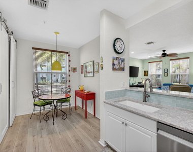 4345 Parkside Drive - Photo Thumbnail 10