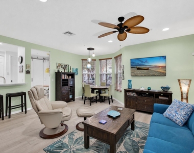 4345 Parkside Drive - Photo Thumbnail 2
