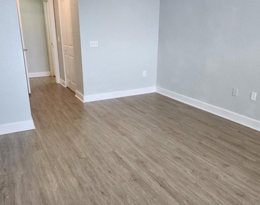 1660 Renaissance Commons Boulevard - Photo Thumbnail 4