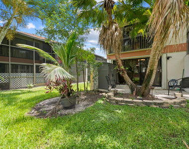 4221 Sw 71st Terrace - Photo Thumbnail 22