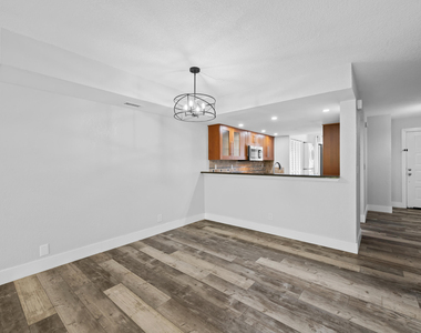 4221 Sw 71st Terrace - Photo Thumbnail 10