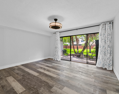 4221 Sw 71st Terrace - Photo Thumbnail 7