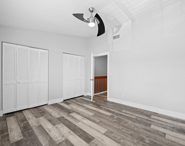 4221 Sw 71st Terrace - Photo Thumbnail 18