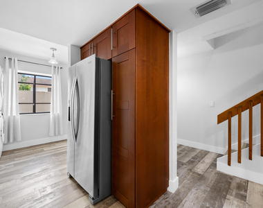 4221 Sw 71st Terrace - Photo Thumbnail 11