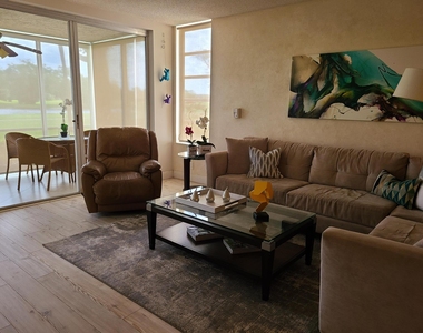 804 Cypress Boulevard - Photo Thumbnail 2