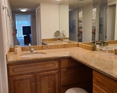 804 Cypress Boulevard - Photo Thumbnail 8