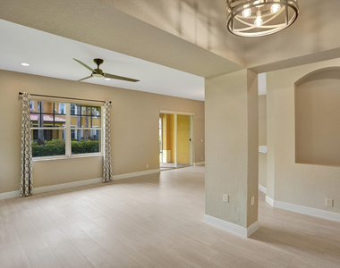 5779 Nw 120th Avenue - Photo Thumbnail 4