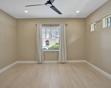 5779 Nw 120th Avenue - Photo Thumbnail 25