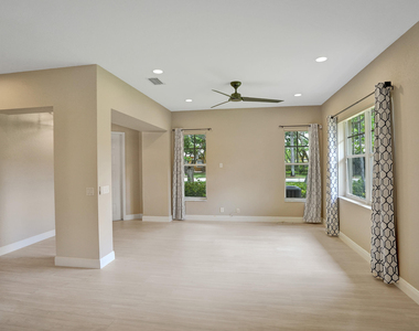 5779 Nw 120th Avenue - Photo Thumbnail 8
