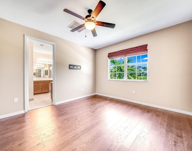 4543 Tara Cove Way - Photo Thumbnail 19