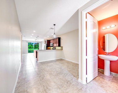 4543 Tara Cove Way - Photo Thumbnail 2