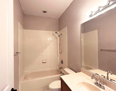 2851 W Prospect Road - Photo Thumbnail 14