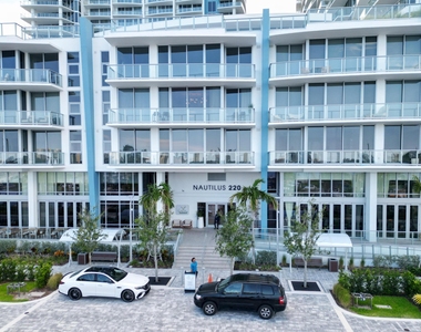 220 Lake Shore Drive - Photo Thumbnail 58