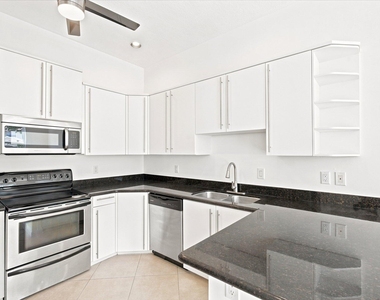 1224 Ne 18th Avenue - Photo Thumbnail 9