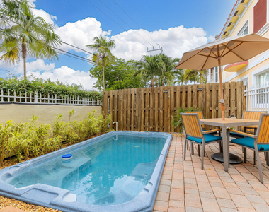 1224 Ne 18th Avenue - Photo Thumbnail 22