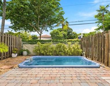 1224 Ne 18th Avenue - Photo Thumbnail 24