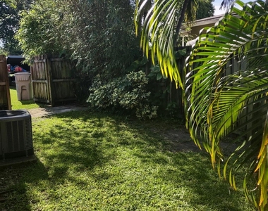 231 Ne 24th Avenue - Photo Thumbnail 8
