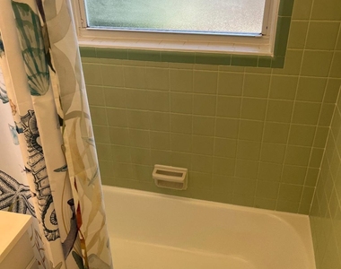 231 Ne 24th Avenue - Photo Thumbnail 14