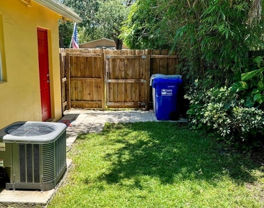 231 Ne 24th Avenue - Photo Thumbnail 9
