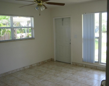 231 Ne 24th Avenue - Photo Thumbnail 1
