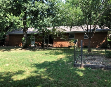 1308 Sycamore Street - Photo Thumbnail 27