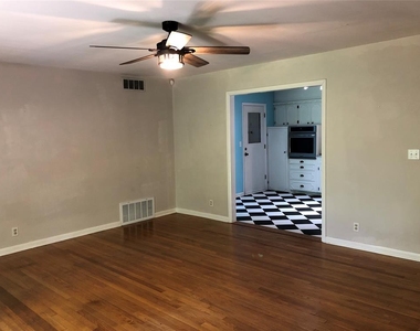 1308 Sycamore Street - Photo Thumbnail 24