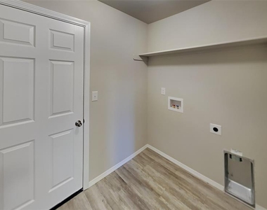 4313 Winding Brook - Photo Thumbnail 15