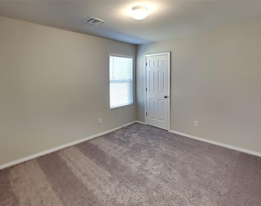 4313 Winding Brook - Photo Thumbnail 13