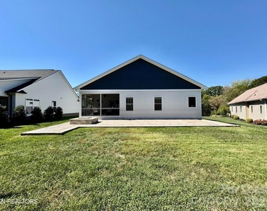 170 Elora Way - Photo Thumbnail 9