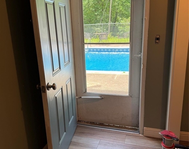 150 Cowan Lane - Photo Thumbnail 3