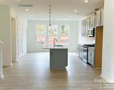 1516 Blanche Street - Photo Thumbnail 9