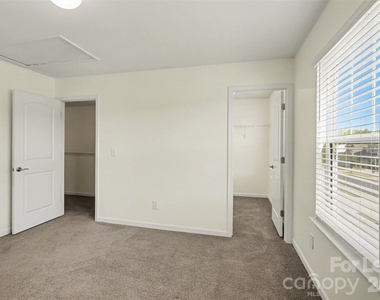 3024 Pinehills Way - Photo Thumbnail 13