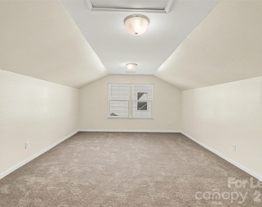 3024 Pinehills Way - Photo Thumbnail 18