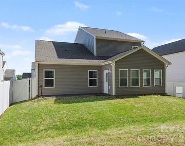 3024 Pinehills Way - Photo Thumbnail 25