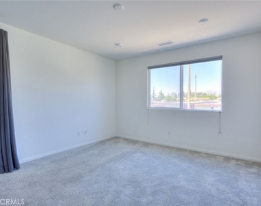 202 Bonita - Photo Thumbnail 21