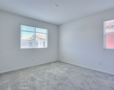 202 Bonita - Photo Thumbnail 30