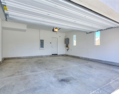202 Bonita - Photo Thumbnail 38