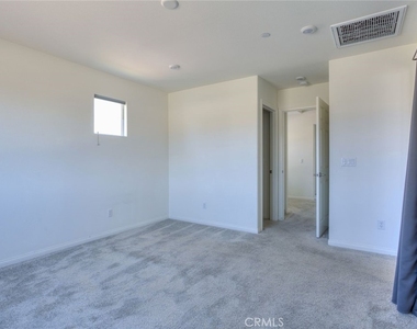 202 Bonita - Photo Thumbnail 18