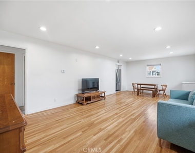 5554 Pal Mal Ave - Photo Thumbnail 2