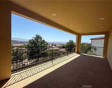 19042 Martino Court - Photo Thumbnail 38