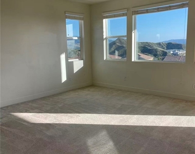19042 Martino Court - Photo Thumbnail 9