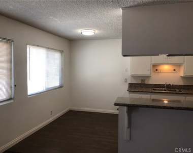 2302 Larch - Photo Thumbnail 2