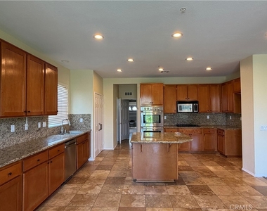 6045 Medinah - Photo Thumbnail 11