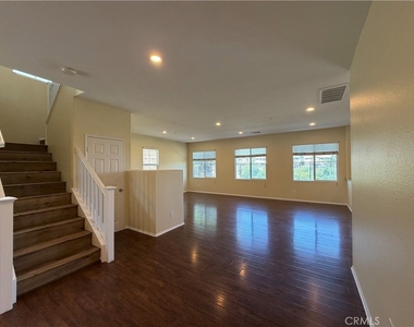 6045 Medinah - Photo Thumbnail 5