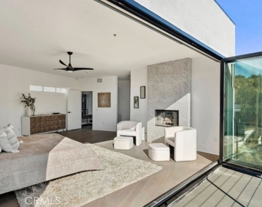 6422 Weidlake - Photo Thumbnail 60