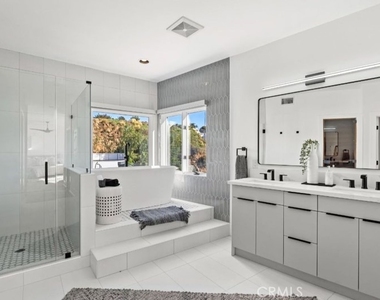 6422 Weidlake - Photo Thumbnail 62