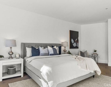 6422 Weidlake - Photo Thumbnail 20